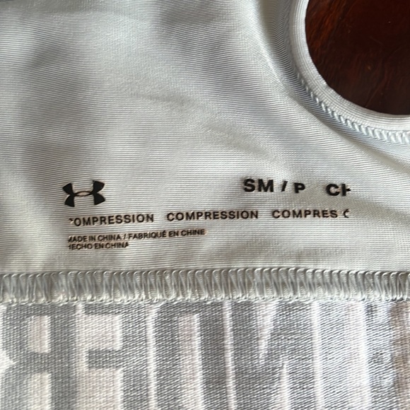 Under Armour Mid Crossback Light Grey Padded Sports Bra. Size S. - Picture 6 of 7